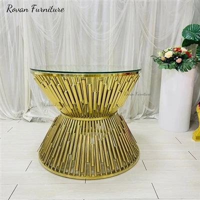 Latest Design Hourglass Shaped Cake Table