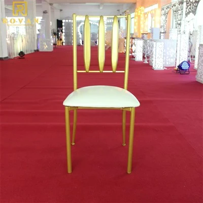 Gold Vertical Strips Metal Wedding Chair